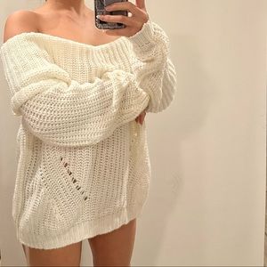 Knitted Off the Shoulder Long Sleeve Sweater.